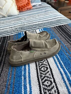 Sanuk Men's Frayed Canvas Slip-Ons in Olive